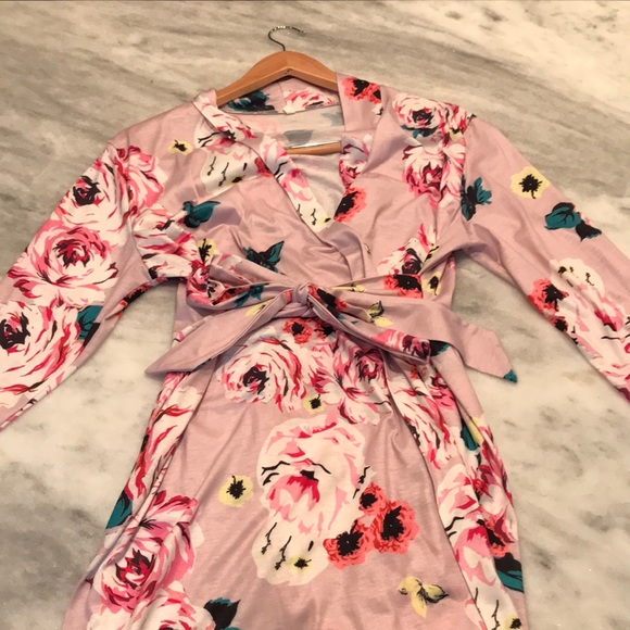 Other - Pink floral robe LARGE